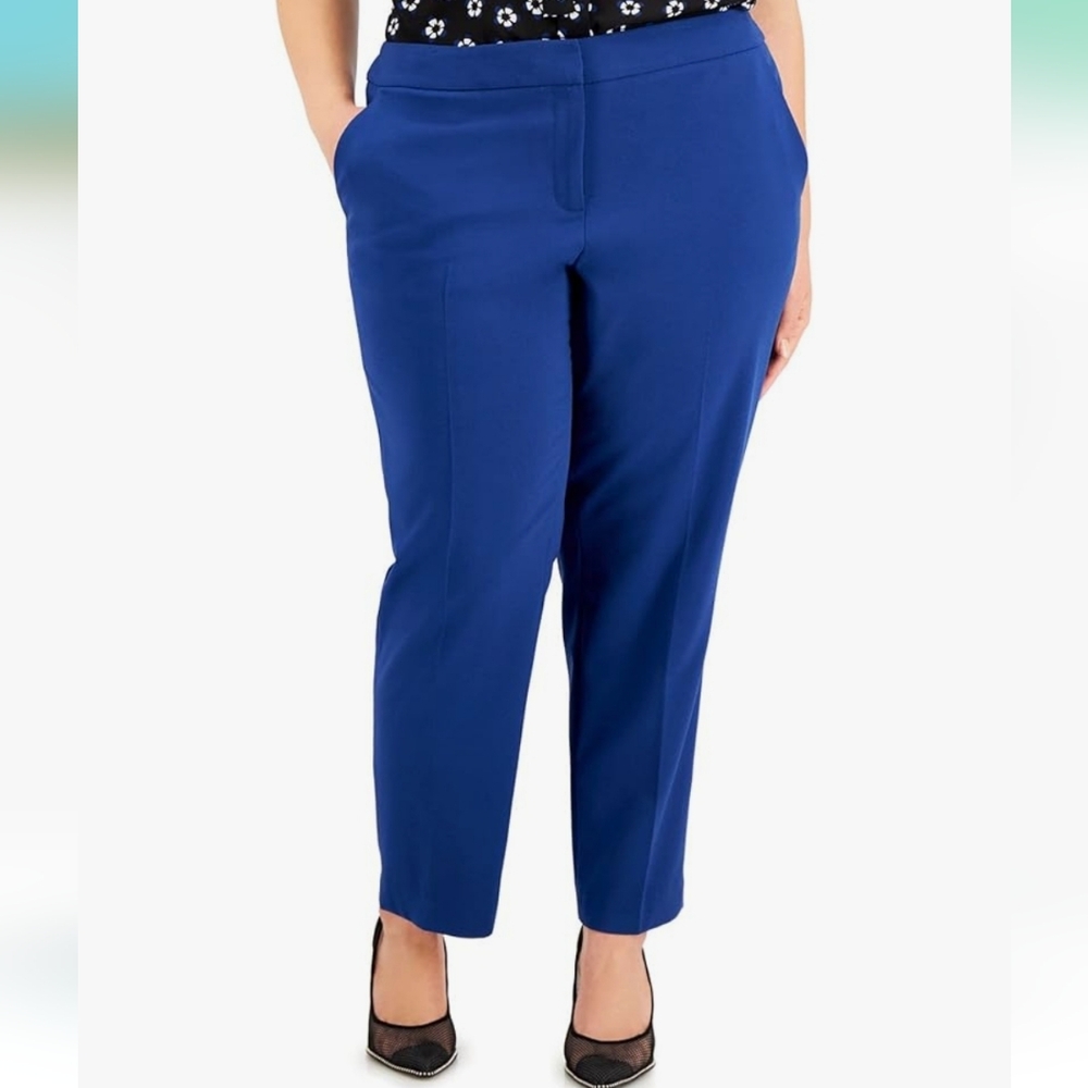 NWT BAR III | $79 Cropped Dress Pants